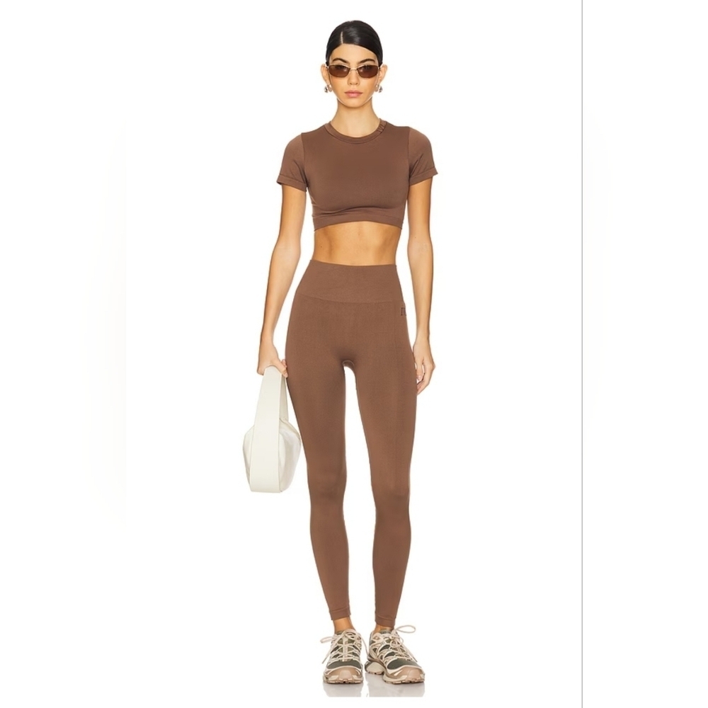 IVL Collective Seamless High-Waisted Leggings- In A "Cream" Color!!